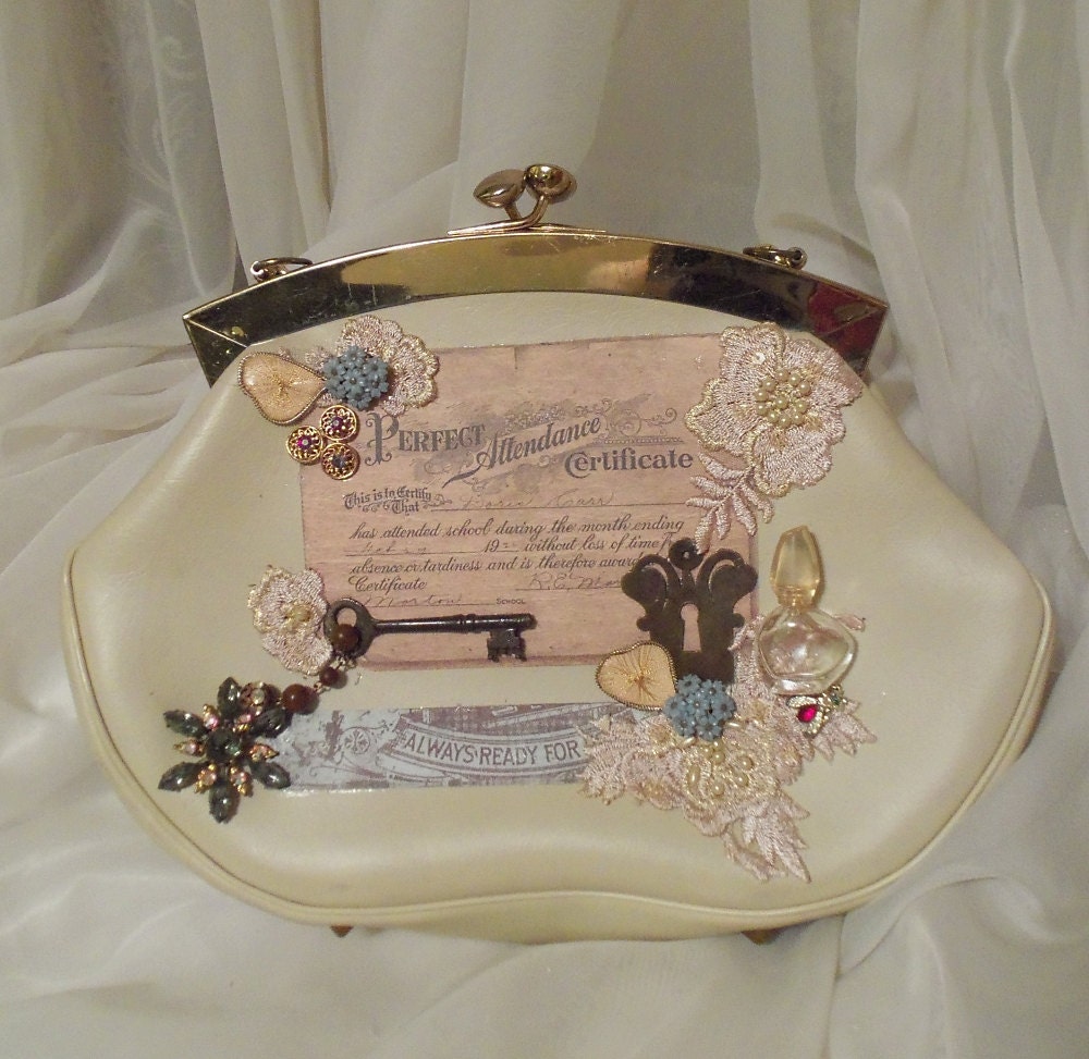 Lady Steampunk Purse, Victorian assemblage Lock n Key Clutch, Large, Victorian Memory Handbag, Fine Art Couture Pocketbook