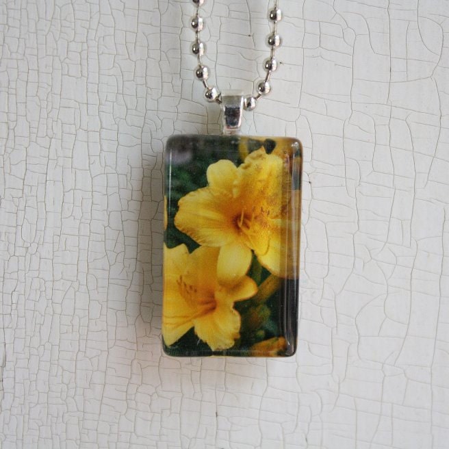 Glass Photo Pendant Necklace Yellow Daylily Flowers