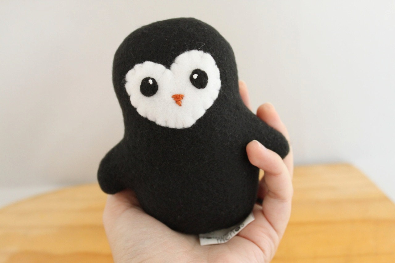 Tiny Penguin Plushie - Pip