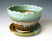 Berry Bowl / Made to Order / Handmade Pottery / Fluted Lotus Rim / Honey Brown Amber Mossy Green