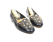 Vintage Womens US 8 M Black Leather Flats Shoes Loafers With Gold Diamond Rhinestones
