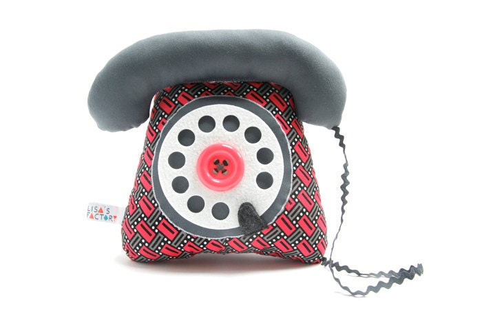 dial telephone play cushion velcro handset grey pink graphic pattern - telephone cadran combiné gris rose motif graphique