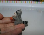 Needle felted raccoon, miniature raccoon, wild animals miniature, natural toys miniature