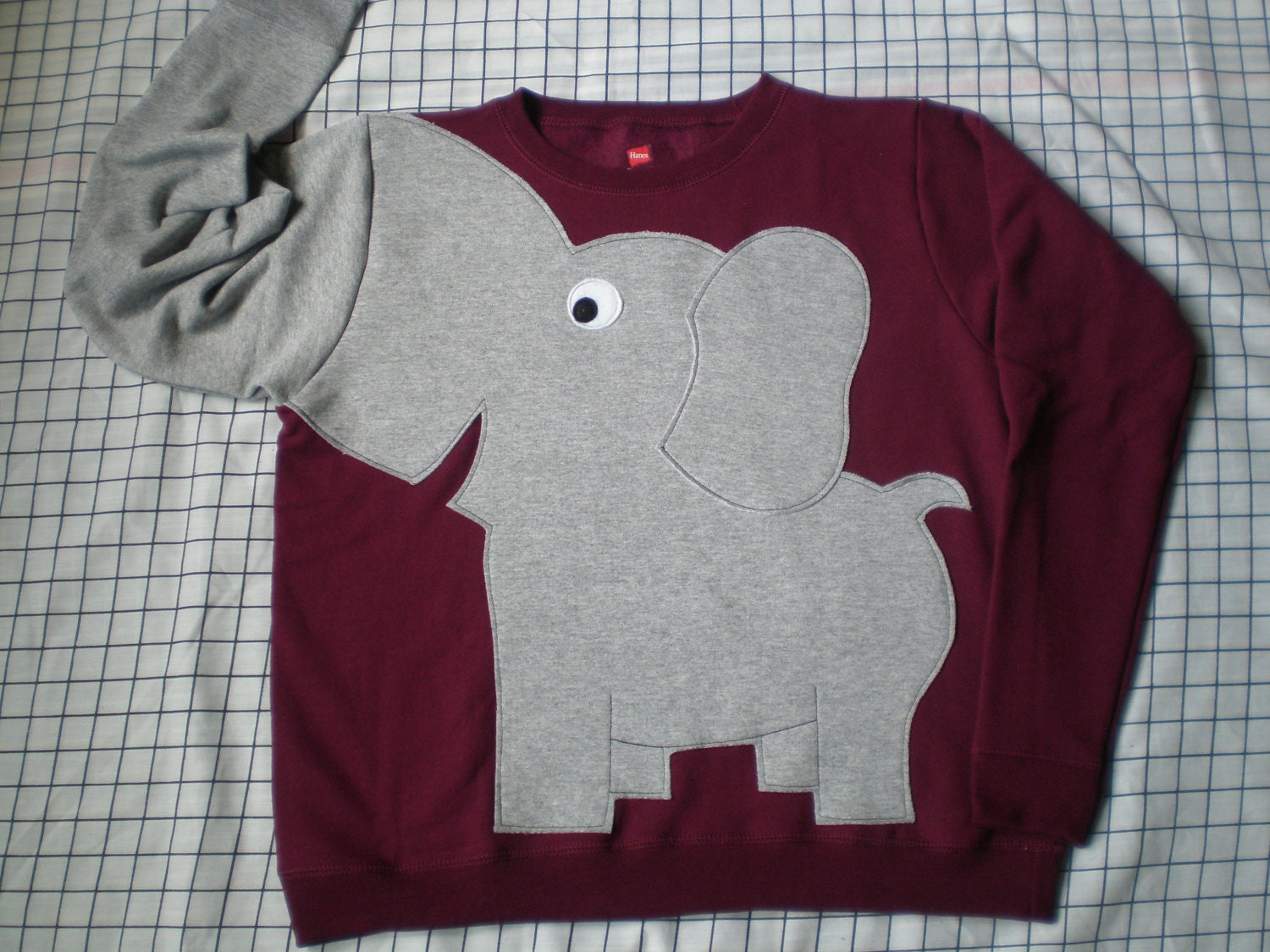 Elephant Trunk sleeve sweatshirt sweater jumper UNISEX M Burgundy