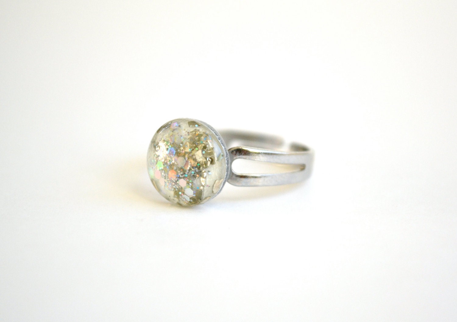 BRAND NEW Snow White and Chunky Silver Glitter Adjustable Ring