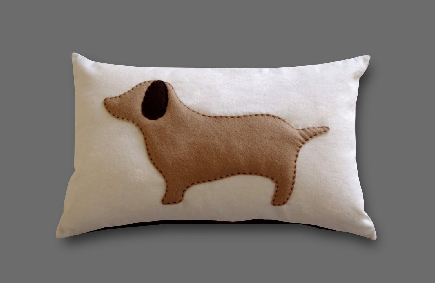 Dachshund pillow cover (20" x 12")