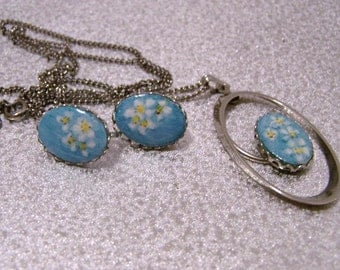 Daisies Necklace with Earrings N3669