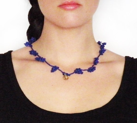 grapevine - beaded knotted charm necklace - blue