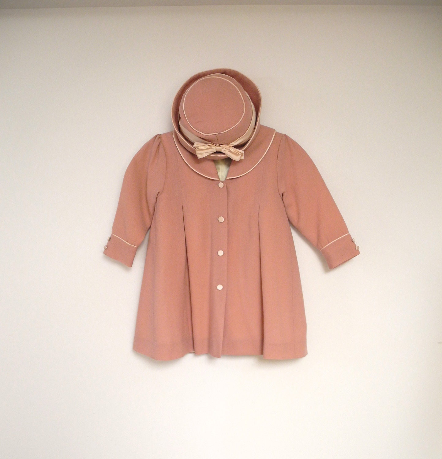 1960's Handmade "Jackie O" Mauve Pink Coat and Pill Box Hat Set
