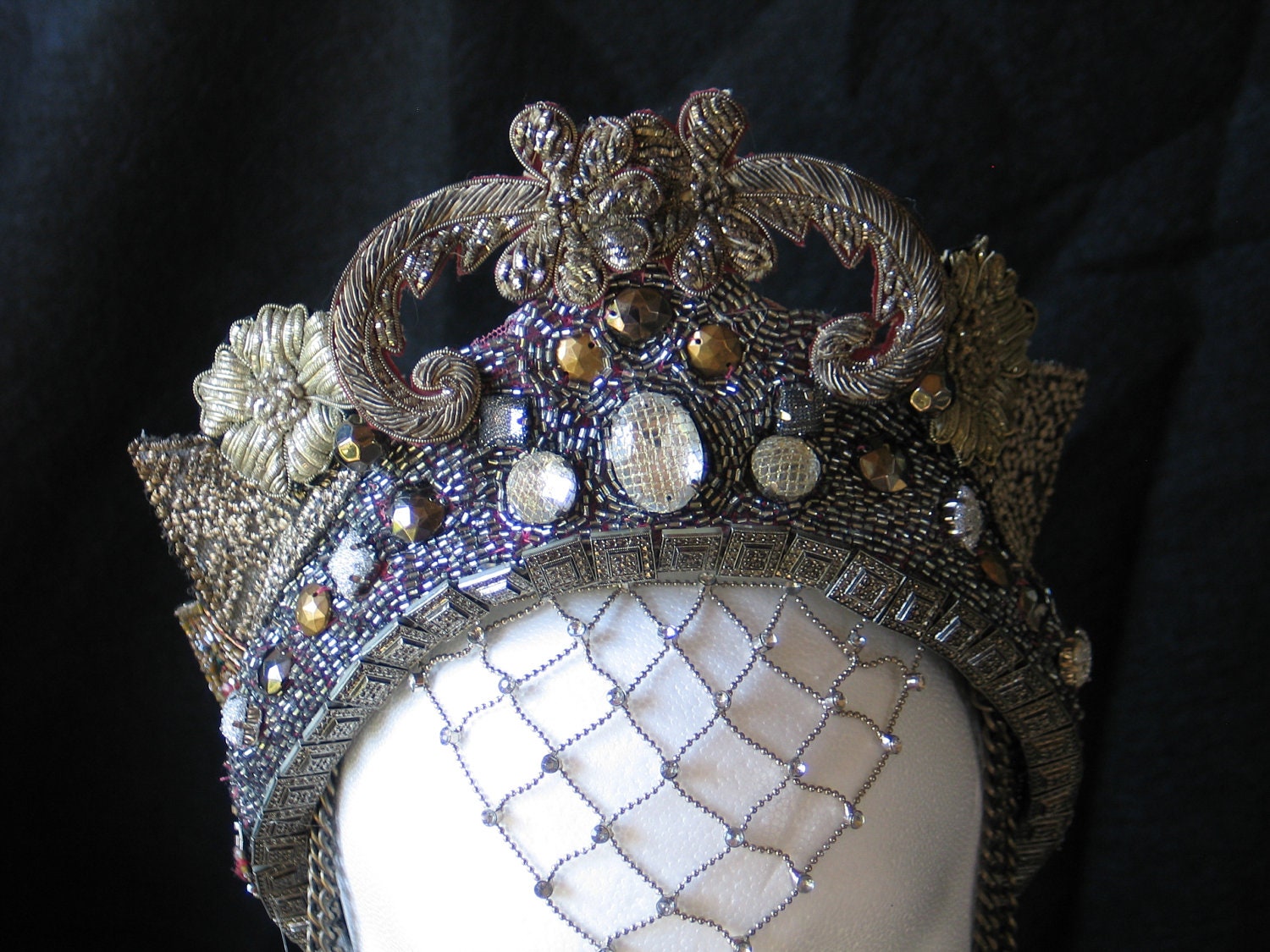 Fantasy Hand Made beaded embroidered Medieval Queen Princess Fairy Renaissance Belly Dance headpiece Crown Hat