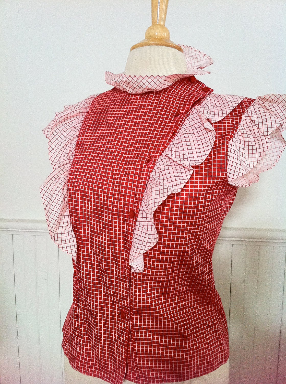 50s Darling Ruffle Blouse Size S/M