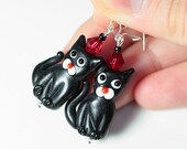 Black Cat Earrings dangle Balck white ruby fun cute jewelry Glass Lamprwork