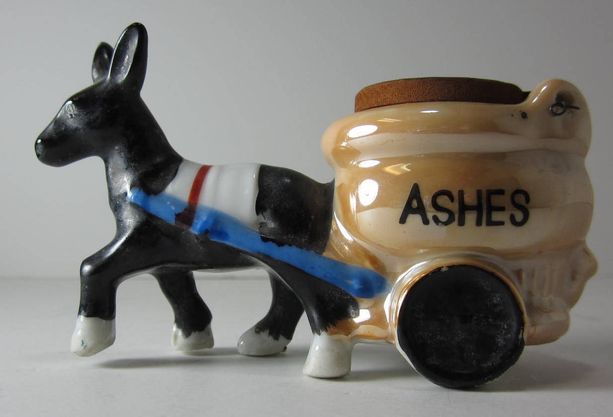 Ceramic Ashtray - Donkey Pulling Cart of Ashes - toilet - Made in Japan