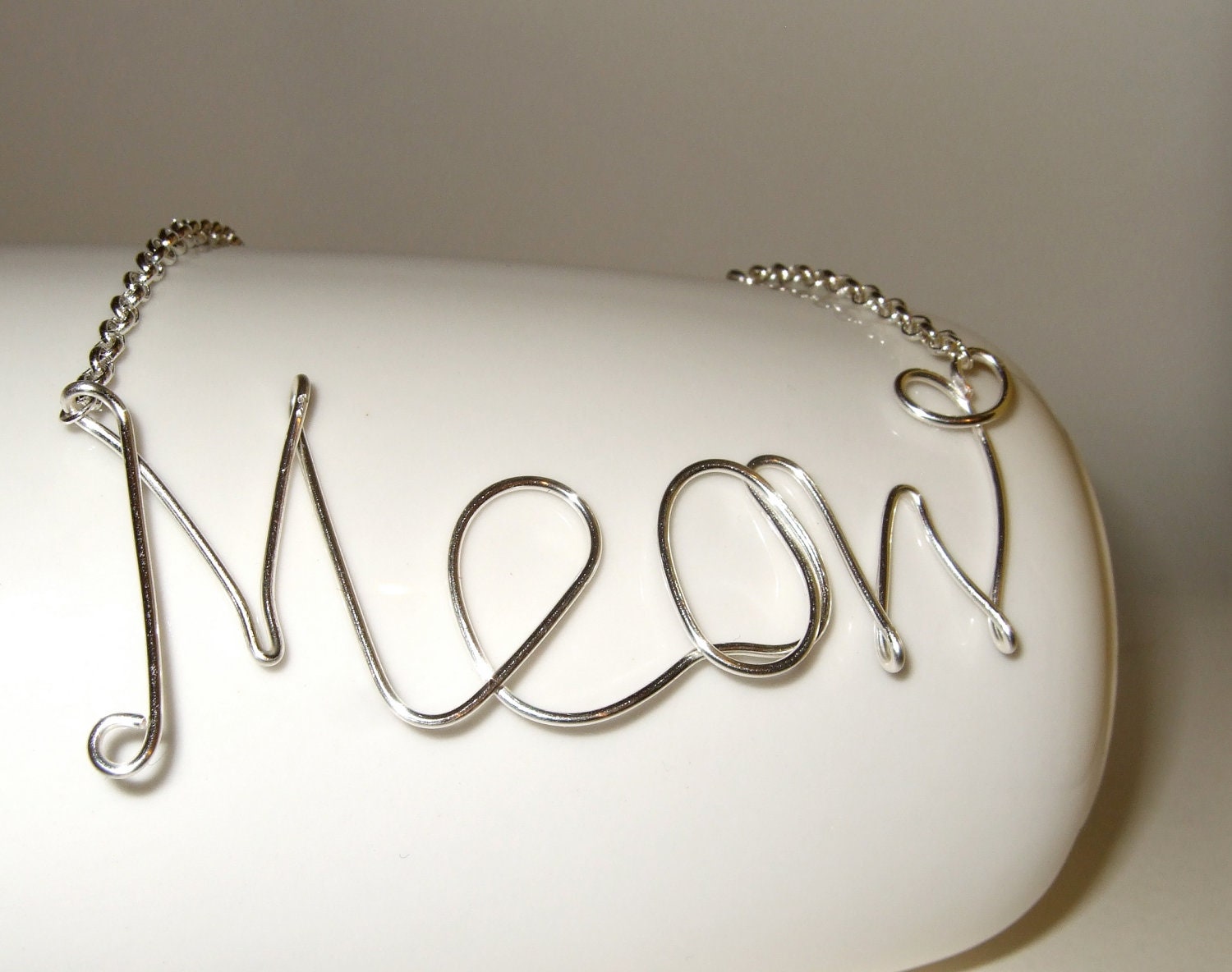 Meow Necklace Wire Writing Jewelry Cursive Quirky Word Pendant Cat Necklace