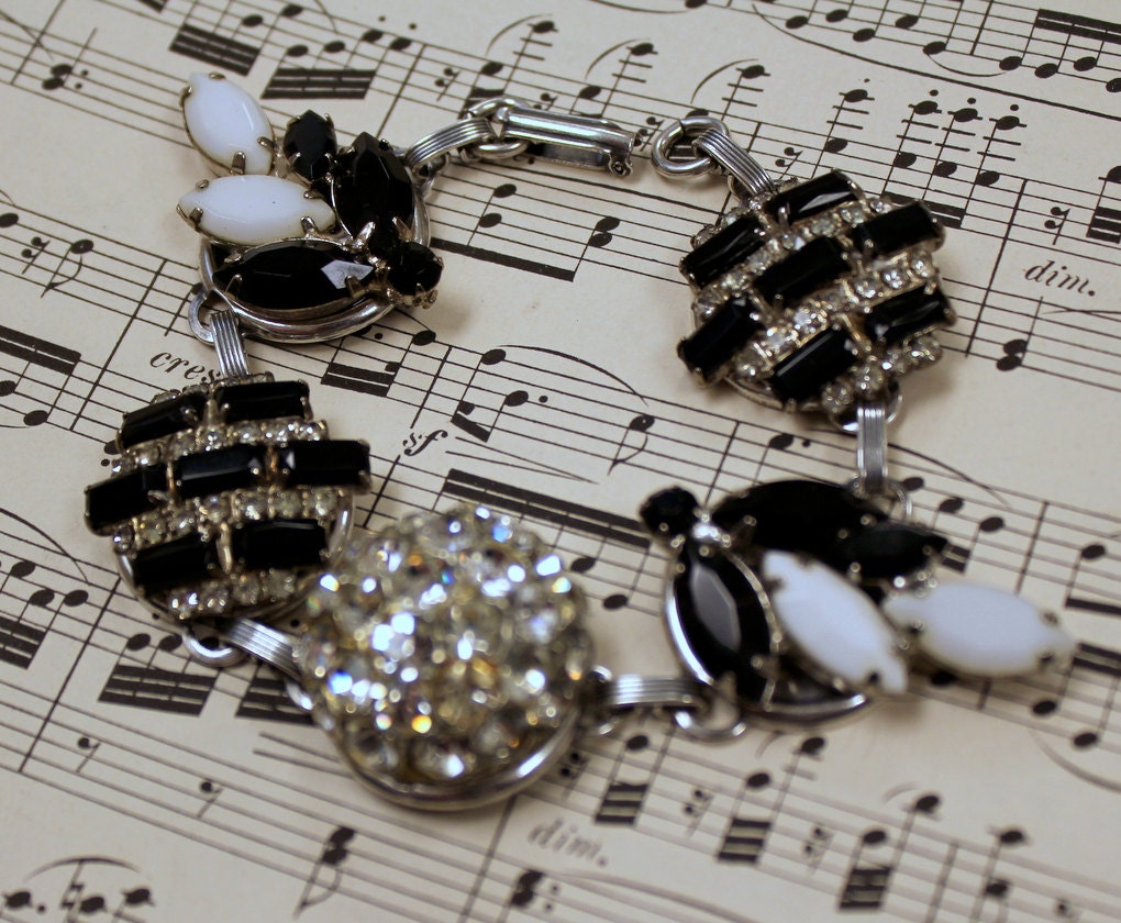Bracelet Vintage Rhinestone Cluster Style Black and White