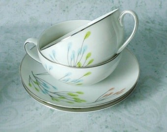 Wedding White Teacups and Saucers - Vintage 1960s Vita Craft Cups and Saucers - Tea Cups and Saucer Sets