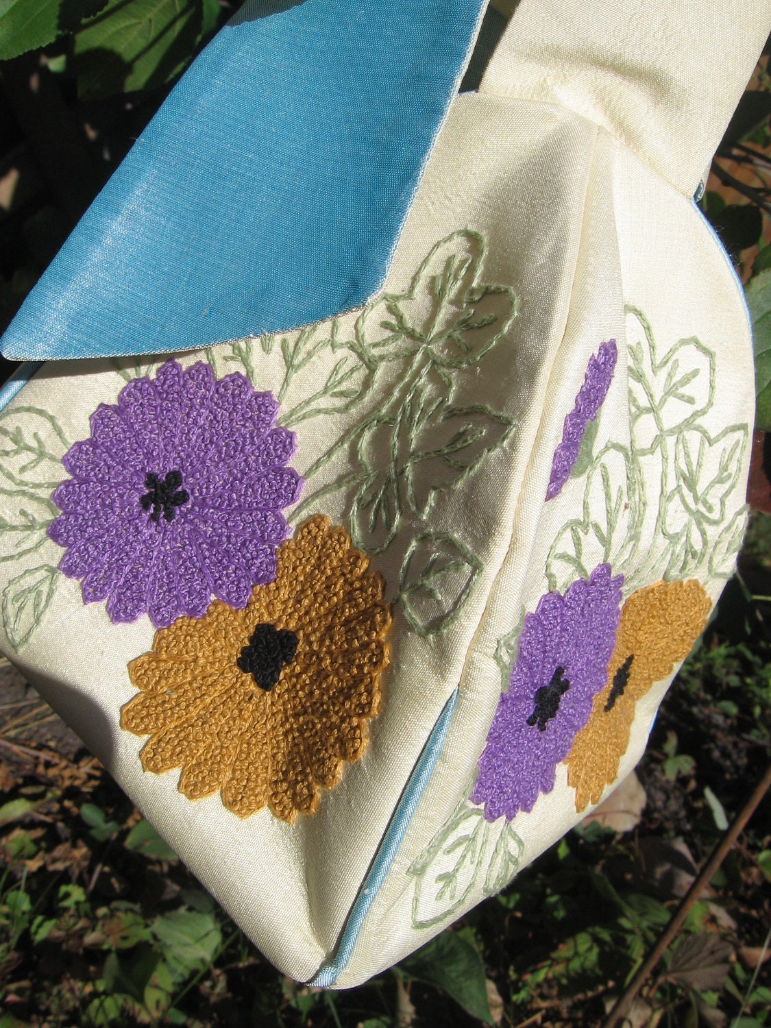 Clearance-Vintage Embroidered Floral Formal Purse