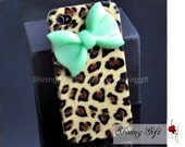 Leopard iPhone 4 4S Hard Case, IPHONE 4 Case, Iphone 4S Case, , IPHONE 4/4s cheetah iphone 4 case with Light Green bow