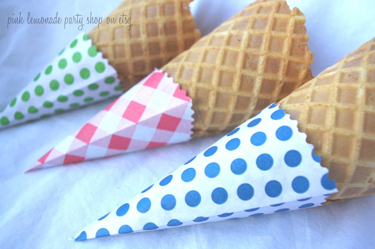 25IcE CReaM CoNe JaCKets/bags---DIY---Green Dot, Pink Gingham, Blue Dot---Cut to fit cones---use bags as party favors-- Il_170x135