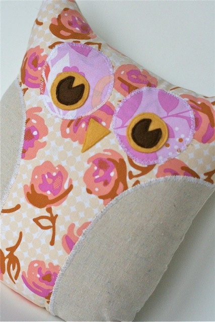 Lola Owl Pillow Pink Peach Natural Roses Floral
