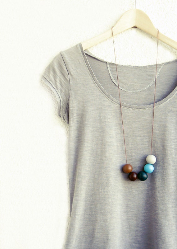 Handmade round beads Necklace