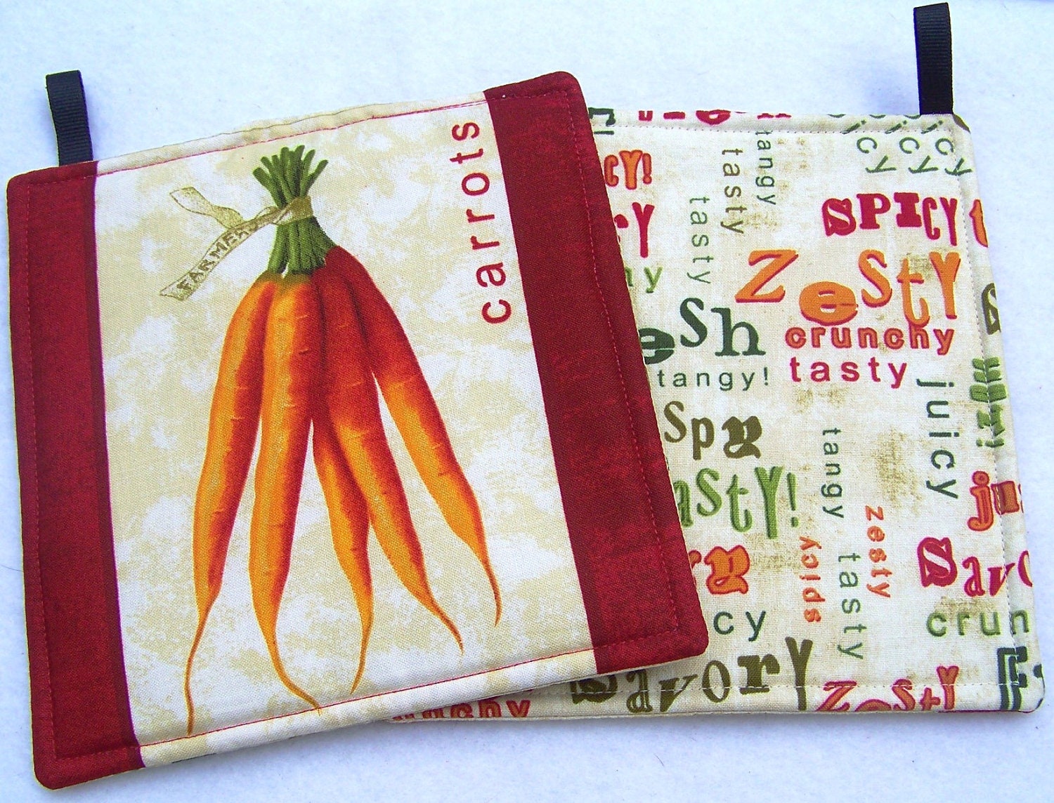 Pot Holders, Set of Two, featuring Carrot bunch