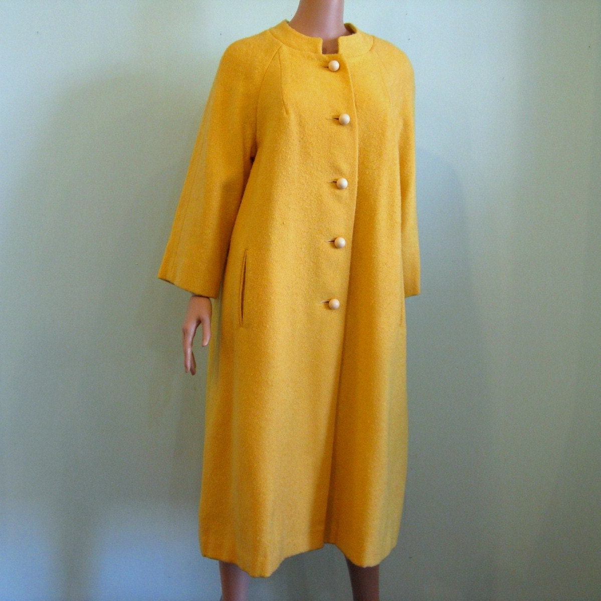 1960s Coat // MELLOW YELLOW Wool Coat // L/Xl