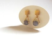 Geometric triangle earrings. Grey violet and gold. Minimal earrings. Triangle earrings. Geometric jewelry