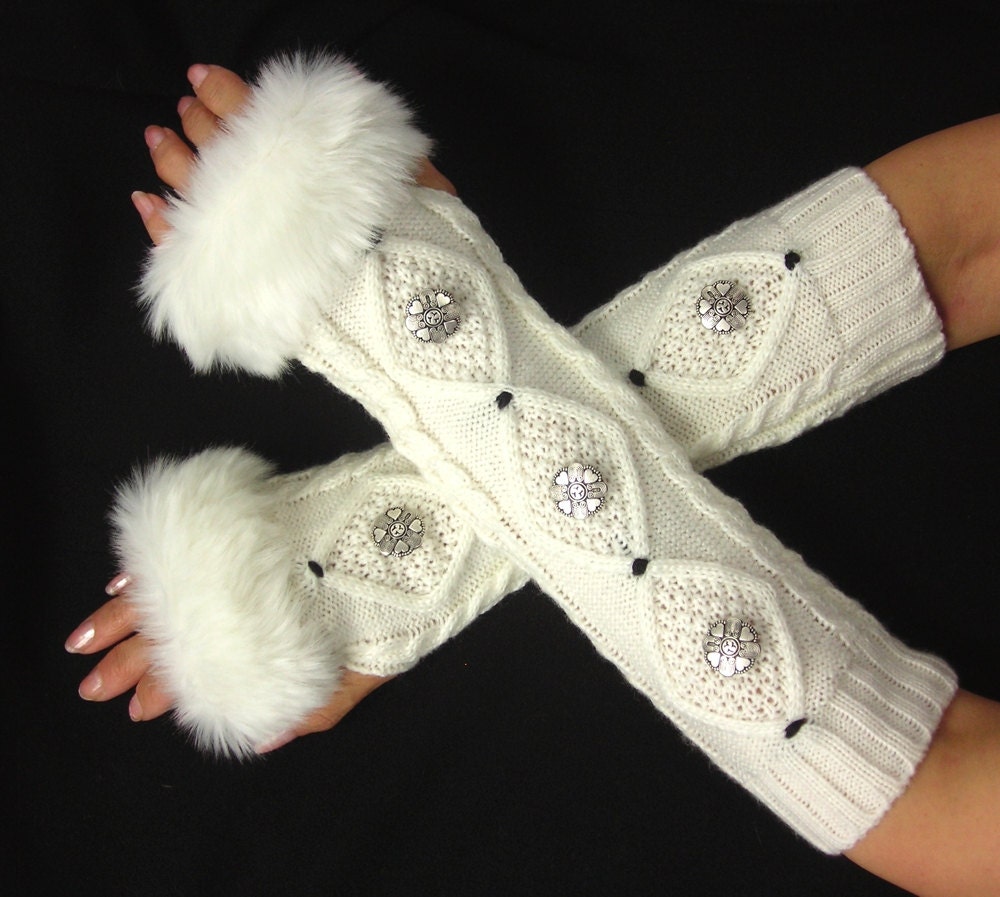 Arm warmer Womens fingerless gloves with Italian buttons - Faux Fur Cuffs  Armwarmer - Glove mitten - White Black  Brown