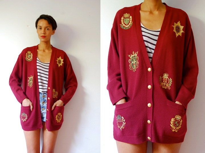 Vtg Preppy Gold Crested Burgundy Button Down Long Cardigan w Pockets