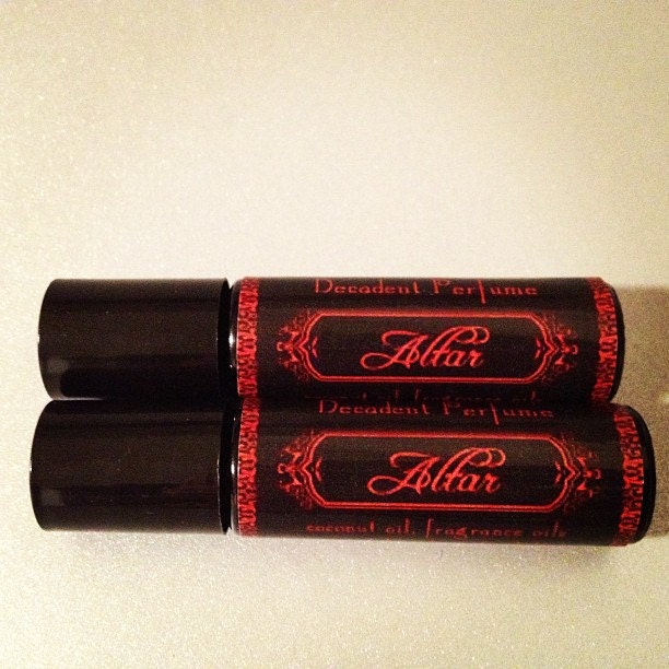 Altar Perfume Oil-1/3 oz-nag champa-incense-dragons blood-resin
