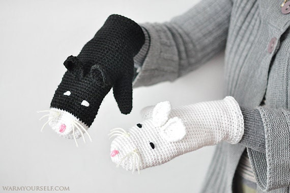 Cat Mittens Gloves Gift Wool Crochet Winter Accessories Cold Days Woman Girl Teens Cozy Black White Woodland
