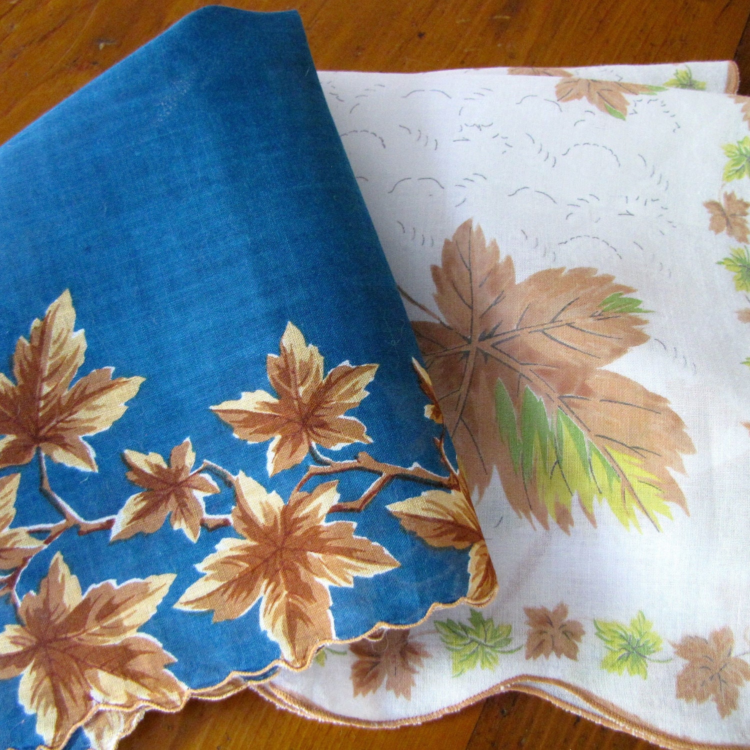 Vintage Linen Hankies Handkerchiefs 2 Autumn Fall Leaves