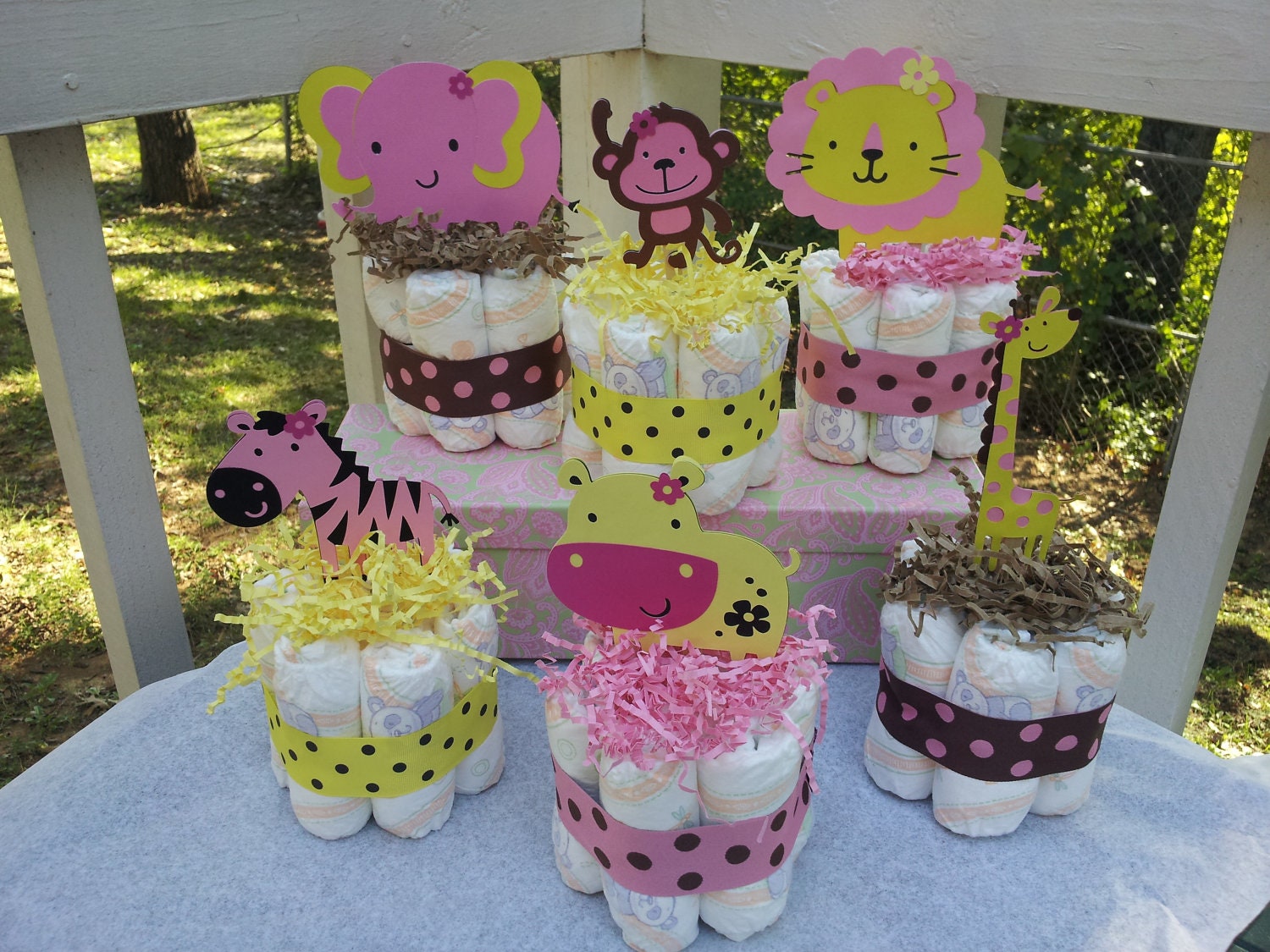 Jungle theme mini diaper cakes for GIRL baby by diapercake4less