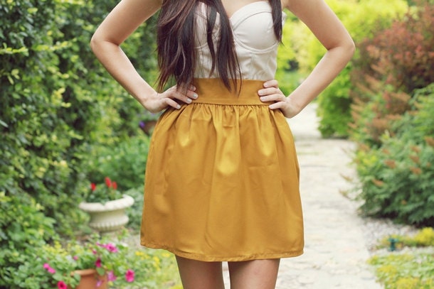 Mustard And Gold // size medium