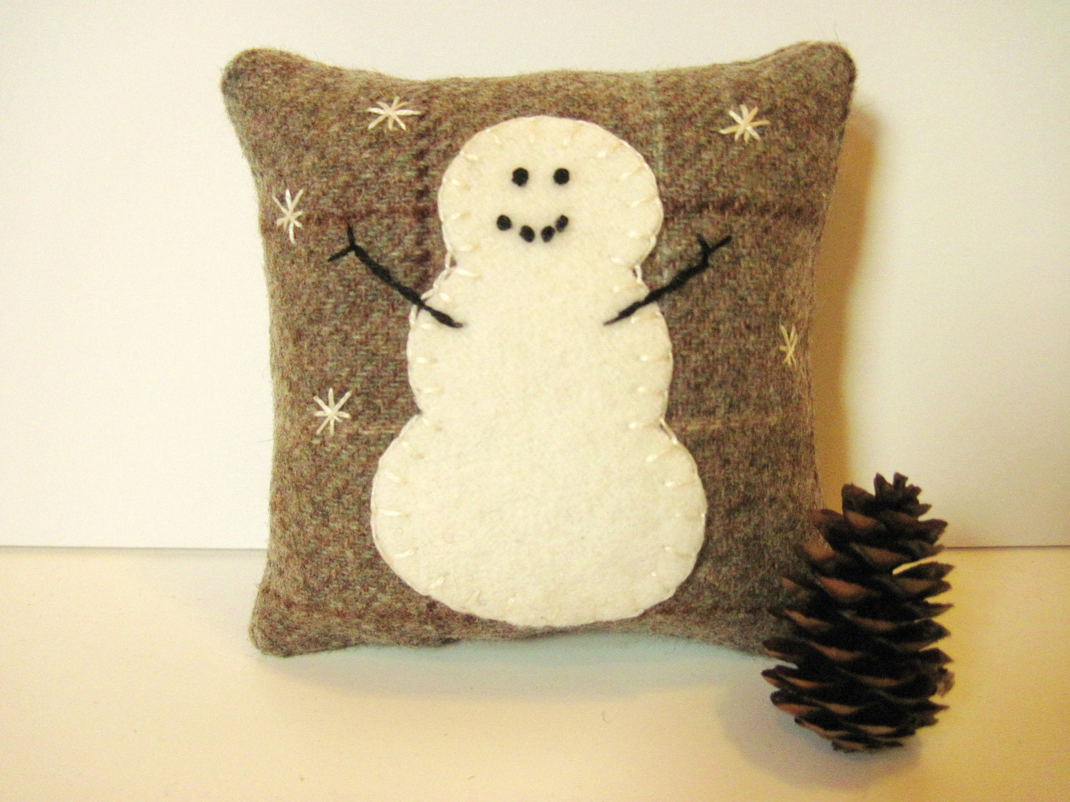 Decorative Pillow / Snowman Pillow / Balsam Pillow / Wool Pillow / Winter Pillow / Rustic Pillow