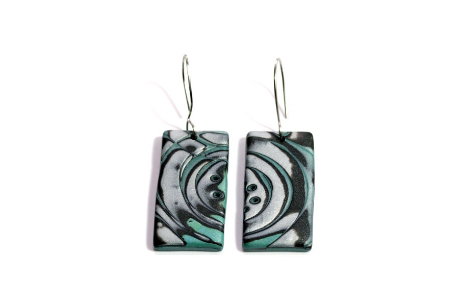 Minimalist Dangle Earrings, Emerald Green Jewelry, Mint Green Winter Fashion