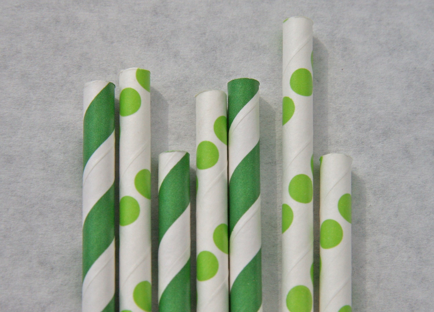 Christmas Party Paper Straws, 100 Pack,Green Stripe and Apple Green Polka Dots, St. Patricks Day Decor Il_570xn