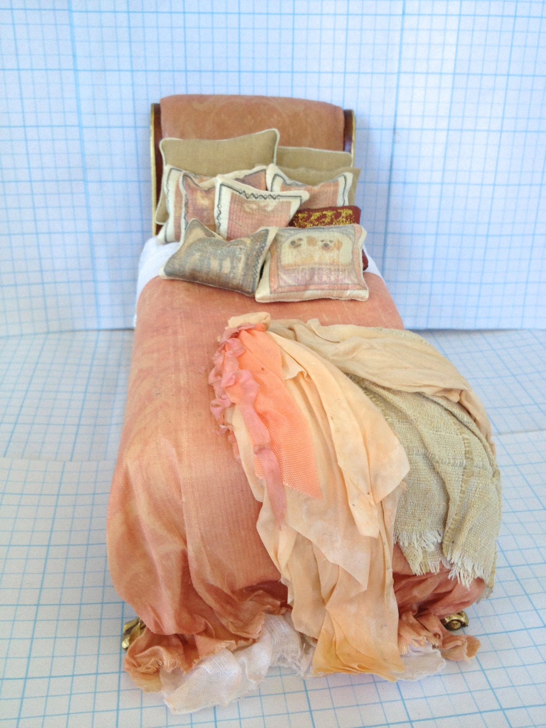 Bed Bespaq Dressed in Shades of Peach - by Pat Tyler Miniatures