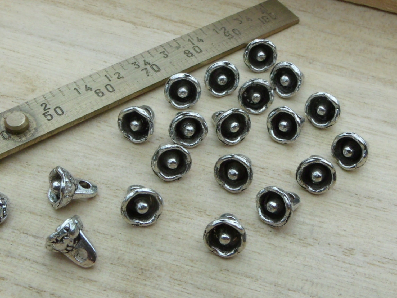 pkg of (20) - 8mm Silver Flower Drops