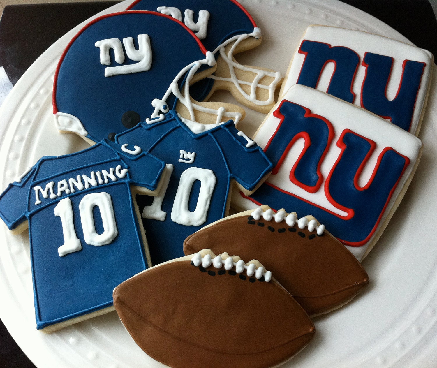 New York Giants Football Decorated Cookies- jersey, helmet, football, team logo