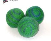 Leaping Sheep all natural GREEN W/BLUE SWIRL colored wool dryer ball - big 7 cm in diameter - eco friendly - diapers - mom