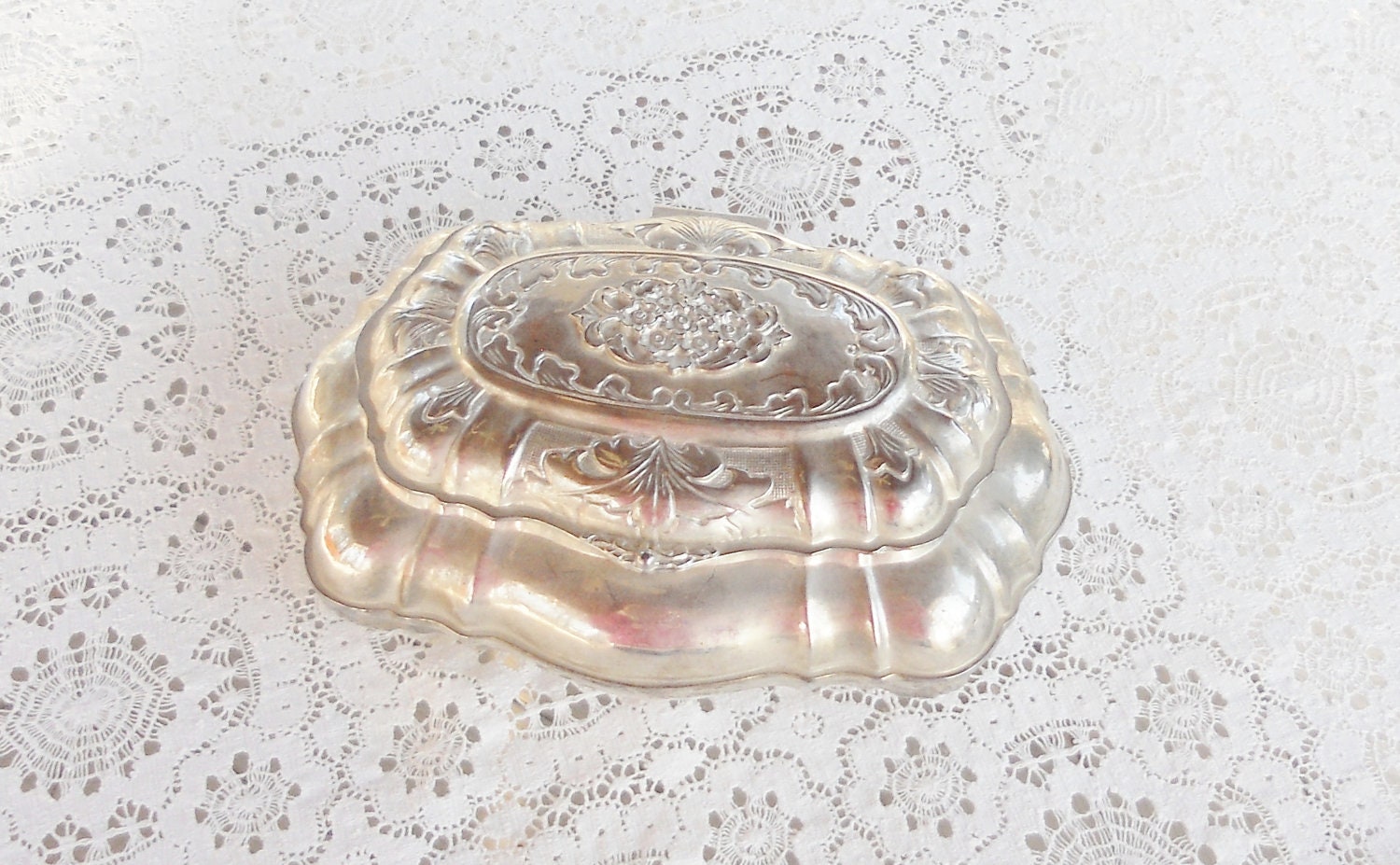 Shabby Chic / Romantic Cottage Silverplate Jewelry Box - RosebudsOriginals