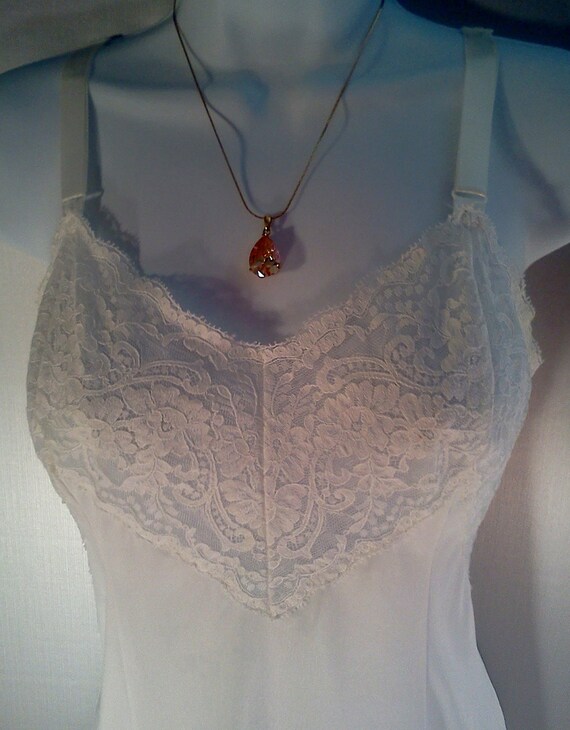 Vintage Full Slip White Lingerie Size 38 Large 1960-70's Wonder Maid Mad Men Sexy