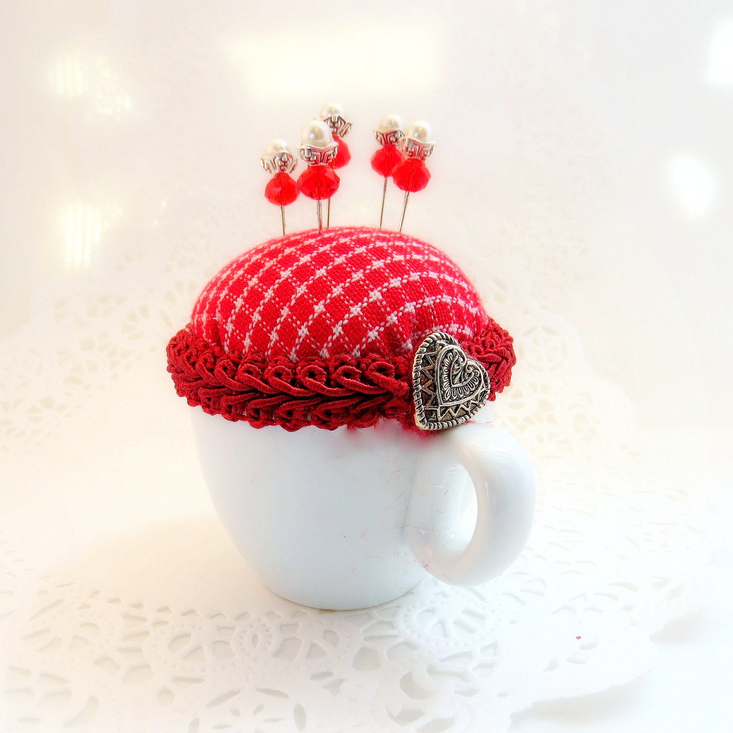 Needlecraft pincushion cottage style demitasse cup Valentines Day heart red white homespun fabric straight pins TAGT tenX