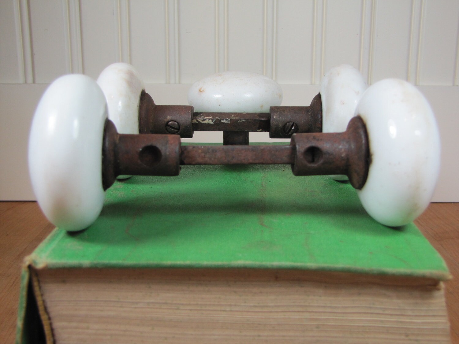 Porcelain Door Knobs, 5 Porcelain Door Knobs, Door Knobs, Porcelain, Vintage Door knobs