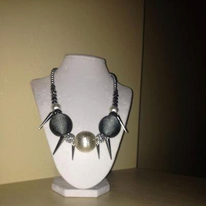 Sophisticated Edge - featuring a 25 mm Pewter Bead