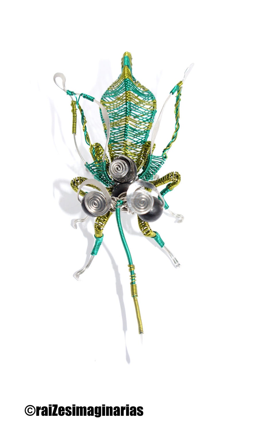 fly wire wrap sculpture stainless steel, green colored copper wire and natural pearls - raizesimaginarias