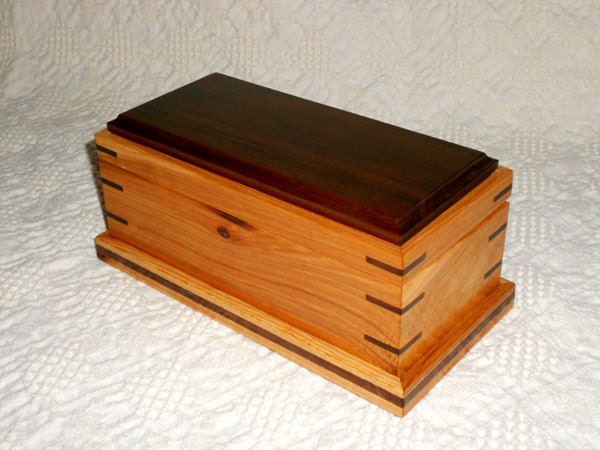 Wooden Box - A Figured Hickory & Walnut Keepsake Box