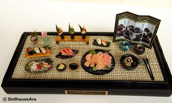 Sushi, salmon Sashimi Japanese food, the table d'hote sets- Dollhouse Miniatures 1/12